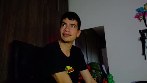 Snapshot of nymphobuddies chatting on January 28, 3:04 am David and Steven Independents online show from January 28, 3:04 am