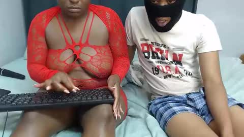 nymphovixens online show from May 5, 9:17 am