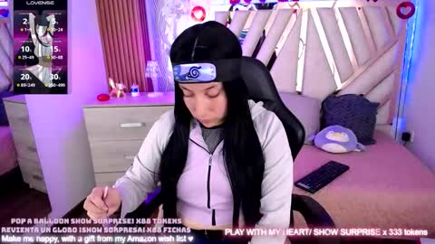 Alex   .    online show from February 19, 1:56 am