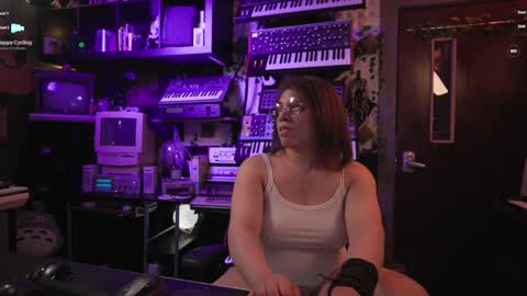 Snapshot of nyxraven chatting on February 28, 1:58 am NyxRaven online show from February 28, 1:58 am