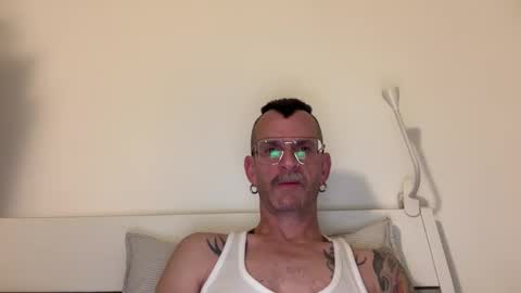 Jonathan Deep online show from February 13, 8:21 am