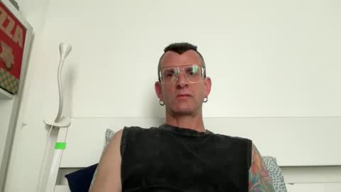 Jonathan Deep online show from April 12, 12:21 pm