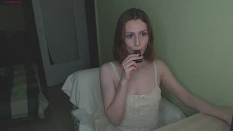 Snapshot of oaklyndobson chatting on March 3, 5:29 pm Oaklyn online show from March 3, 5:29 pm
