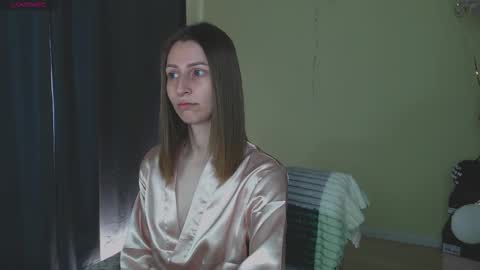 Snapshot of oaklyndobson chatting on September 14, 11:53 am Oaklyn online show from September 14, 11:53 am