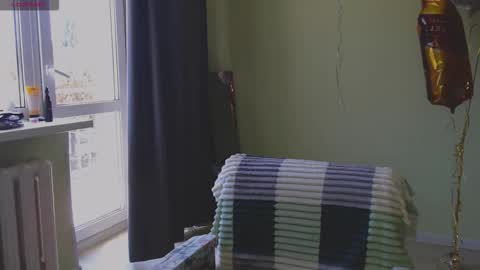 Snapshot of oaklyndobson chatting on September 23, 8:39 am Oaklyn online show from September 23, 8:39 am