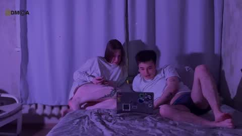 miki online show from April 13, 5:18 pm