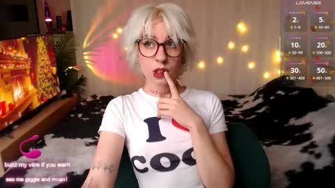 Moonlight online show from December 3, 8:56 am