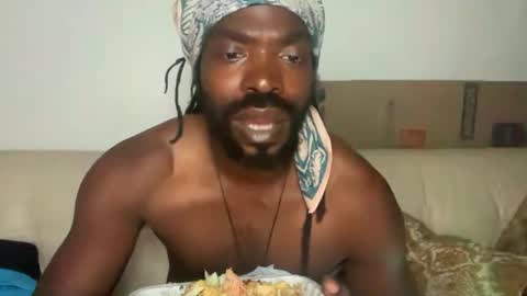 Snapshot of obi32189 chatting on September 18, 8:22 pm obi32189 online show from September 18, 8:22 pm