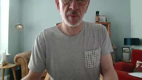 Snapshot of obliox175 chatting on December 3, 12:06 pm Obliox online show from December 3, 12:06 pm