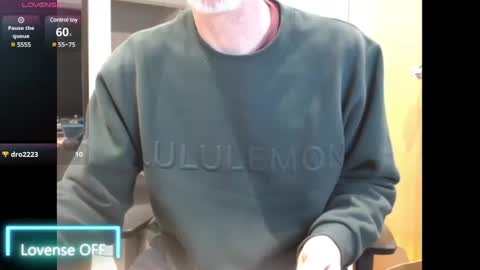 Snapshot of obliox175 chatting on January 12, 4:18 pm Obliox online show from January 12, 4:18 pm