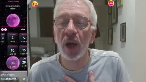 Snapshot of obliox175 chatting on January 31, 9:59 pm Obliox online show from January 31, 9:59 pm