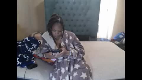 obsessedmimi online show from May 16, 9:06 am