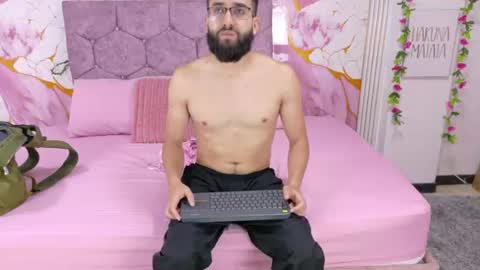 Snapshot of obsession_room chatting on July 18, 12:31 pm obsession_room online show from July 18, 12:31 pm