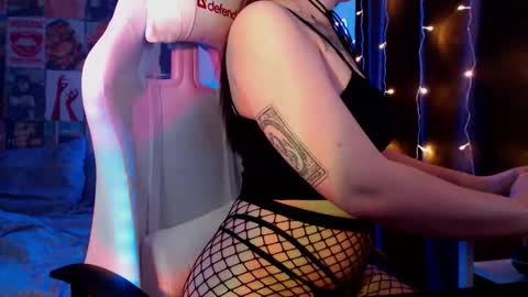 Snapshot of obsidian_siren chatting on January 8, 6:32 pm obsidian_siren online show from January 8, 6:32 pm