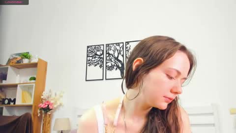 Snapshot of obsidiva chatting on April 29, 8:48 pm Elis online show from April 29, 8:48 pm