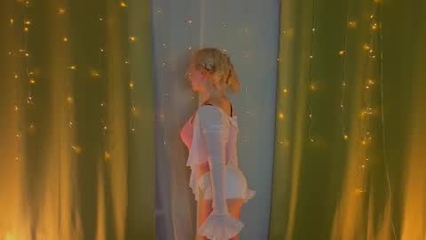 Alice online show from November 5, 7:47 pm