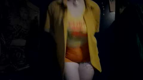 Snapshot of odessa_xx chatting on February 1, 5:17 am odessa_xx online show from February 1, 5:17 am