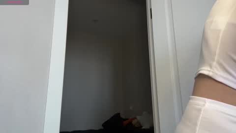 Thea online show from March 12, 4:29 am