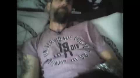 Snapshot of oedipe666 chatting on February 18, 2:35 pm oedipe666cam online show from February 18, 2:35 pm