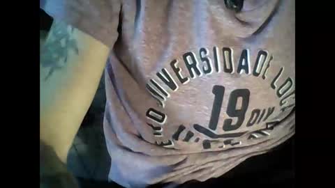 Snapshot of oedipe666 chatting on February 20, 1:33 pm oedipe666cam online show from February 20, 1:33 pm