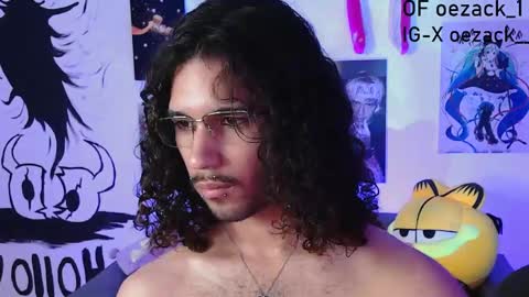 Snapshot of oezack__ chatting on February 21, 5:02 am Zack online show from February 21, 5:02 am