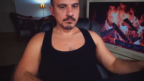 officeman7 online show from January 24, 6:04 pm