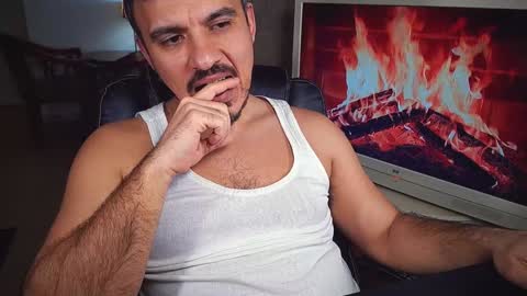 officeman7 online show from February 7, 8:31 pm