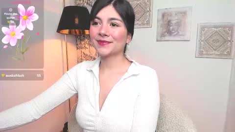 Snapshot of oh__holly chatting on October 4, 2:31 am Holly online show from October 4, 2:31 am
