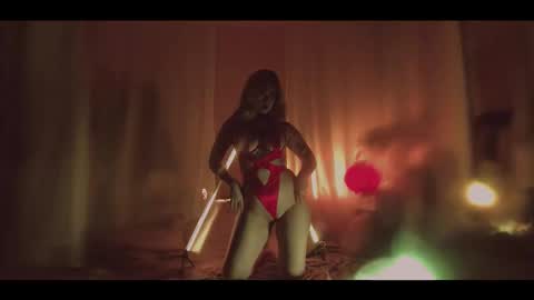 your dear Lilith Chapman online show from November 15, 5:42 pm