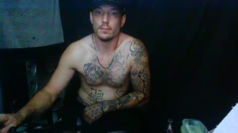 Snapshot of oh_you_know69 chatting on July 5, 11:17 am who dares toss me some tips lets have fun online show from July 5, 11:17 am