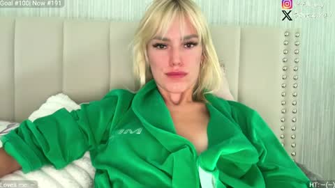 Kelly online show from April 14, 10:49 pm