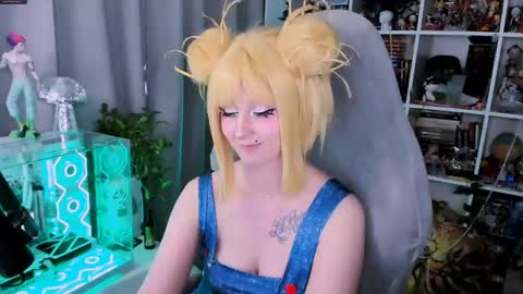 Clementine  Clem  online show from May 30, 2:47 pm