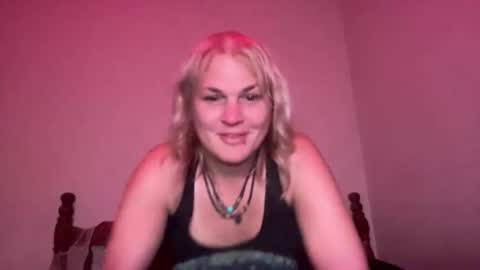 ohellesbells online show from May 28, 6:32 am