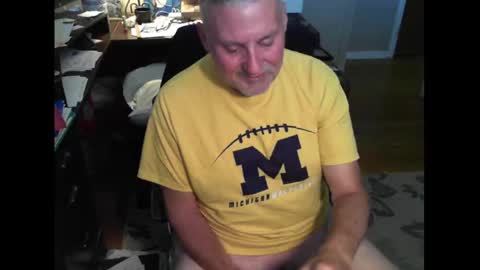 Snapshot of ohfukitsbob chatting on September 12, 4:51 pm ohfukitsbob online show from September 12, 4:51 pm