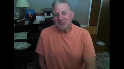 Snapshot of ohfukitsbob chatting on September 29, 2:33 pm ohfukitsbob online show from September 29, 2:33 pm