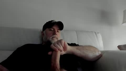 Snapshot of ohhhbillyyy chatting on June 14, 4:09 pm Billy Bear online show from June 14, 4:09 pm