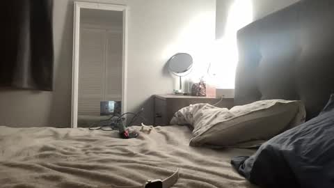 riley online show from October 21, 9:04 pm