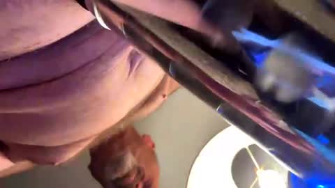 Snapshot of ohyea69x2 chatting on December 3, 5:20 am ohyea69x2 online show from December 3, 5:20 am