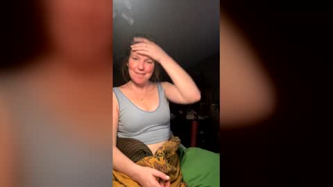okaybabe222 online show from June 4, 5:02 am