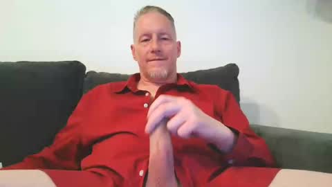 Snapshot of olavdelux chatting on August 2, 6:17 pm olavdelux online show from August 2, 6:17 pm