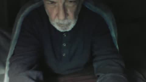 Snapshot of old_bald63 chatting on December 21, 9:38 am old_bald63 online show from December 21, 9:38 am
