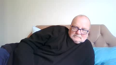 old_fkr online show from December 16, 9:46 am