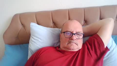 old_fkr online show from December 18, 10:19 am