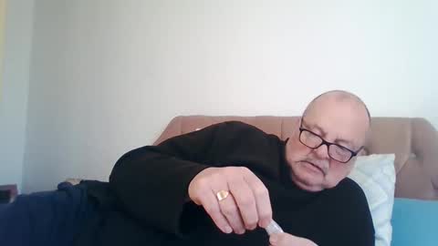 old_fkrr_ online show from December 19, 11:17 am