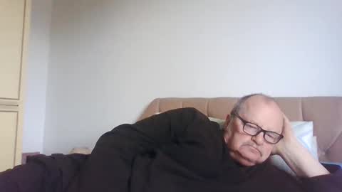 old_fkrr_ online show from April 3, 10:24 am