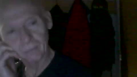 oldbuthorny62 online show from October 20, 5:41 am