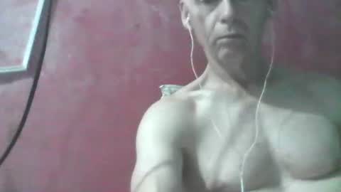 oldbuthorny62 online show from April 5, 12:41 am