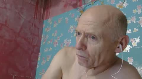 oldbuthorny62 online show from April 13, 8:53 am