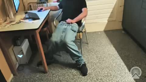 oldersagger online show from November 30, 8:35 pm