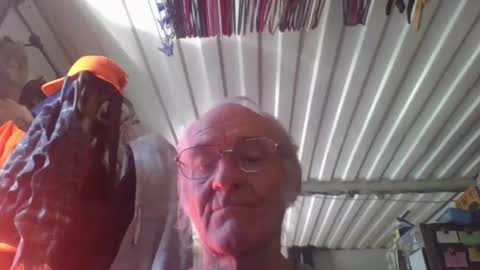 oldman1154565 online show from July 4, 4:46 pm